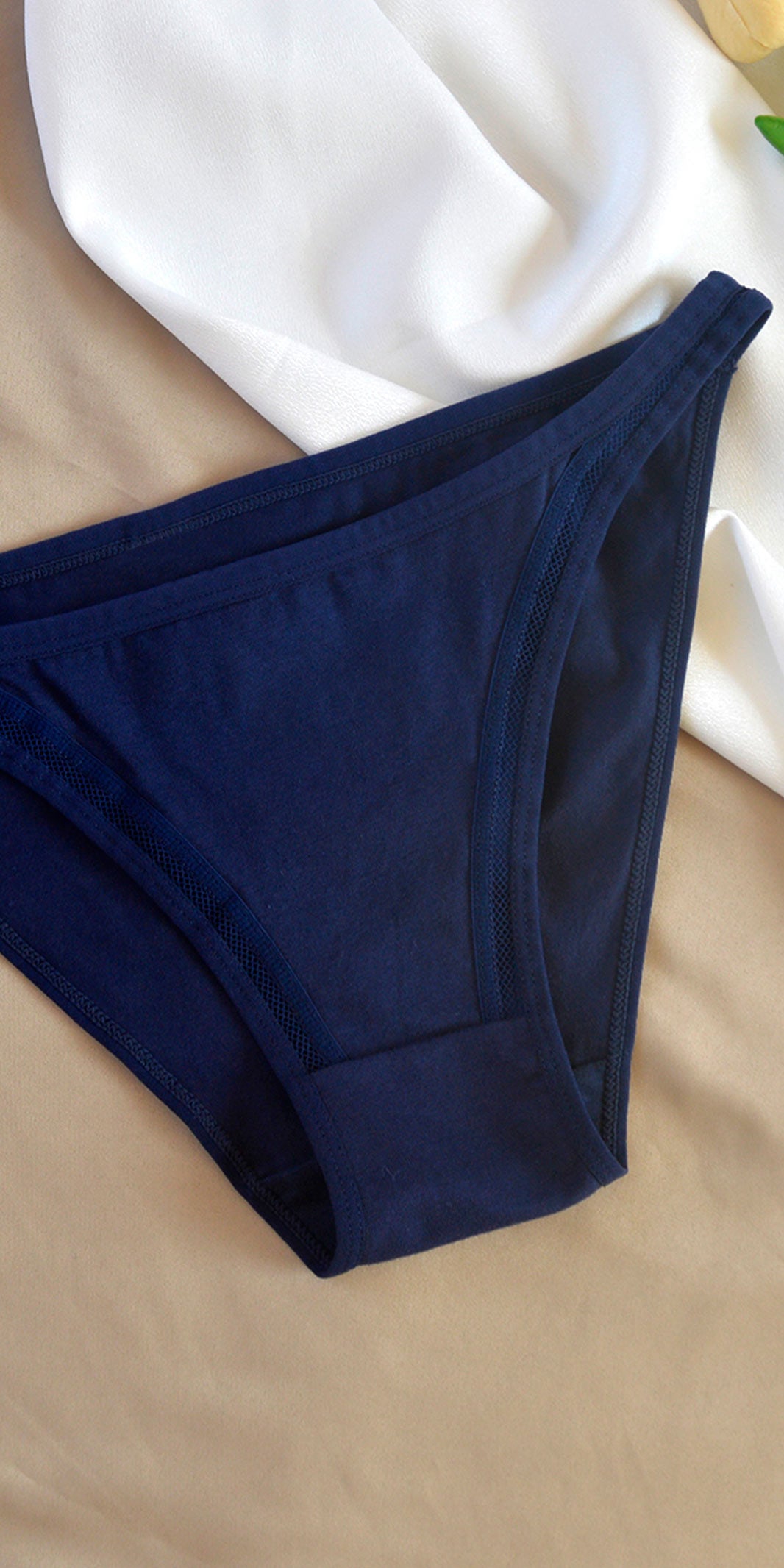 Cotton Half-Pack Hip  Bikini Thin Strap Triangle Panties